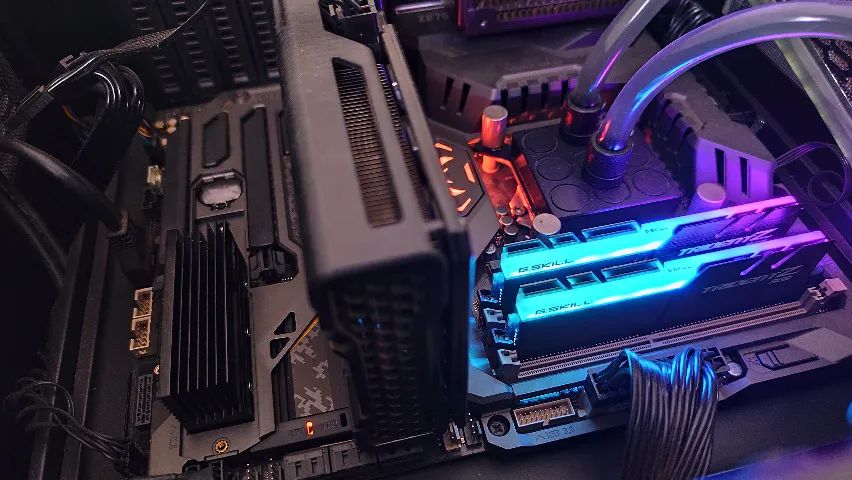 PC Gamer / Workstation Completo - i7 + RTX 3060 + 64GB RAM + Watercooling Custom