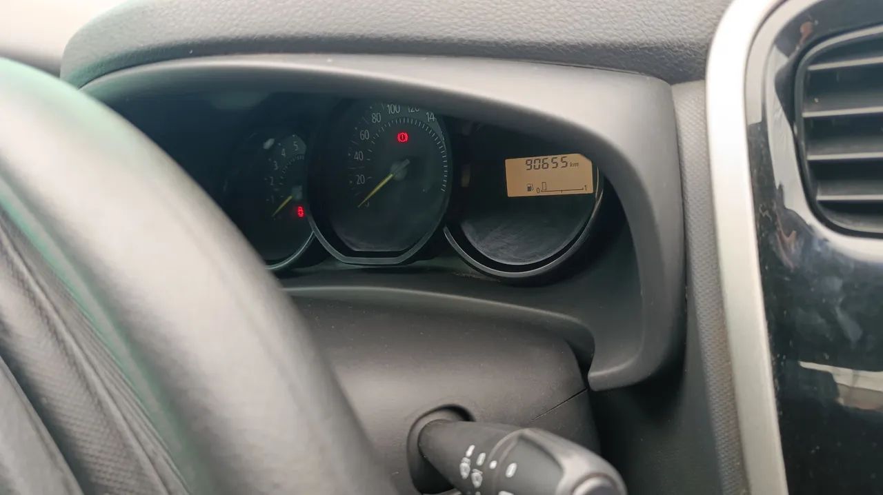 Renault Sandero Authentique Flex 1.0 12V 5P 2018 - Foto 5