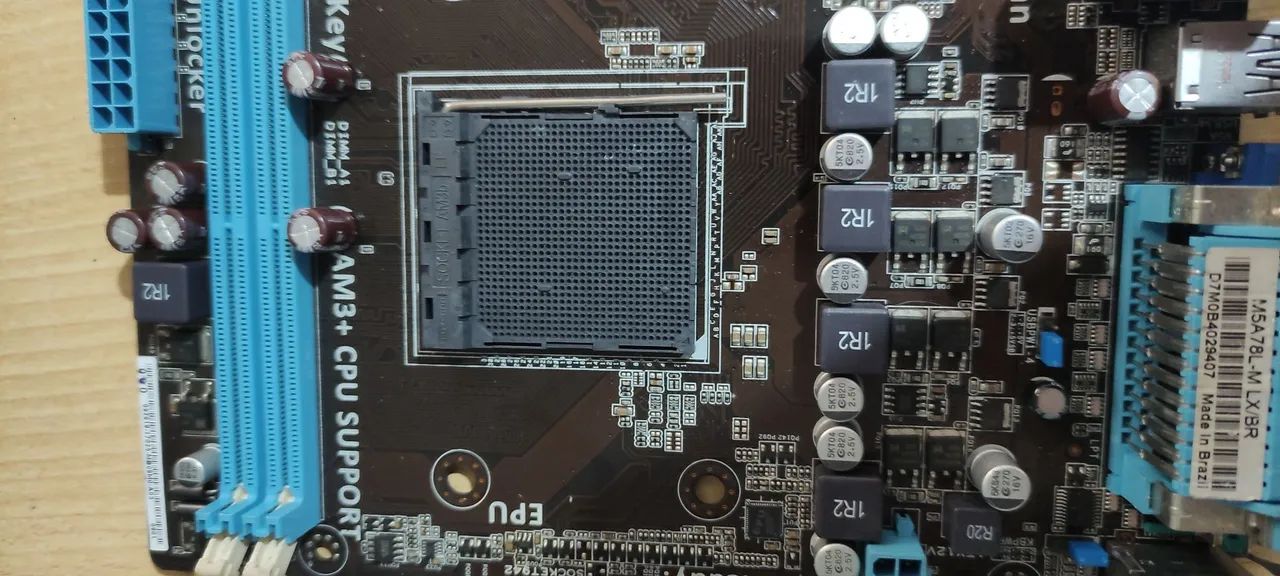 Placa mãe M5A78L-M, funcionando 100% - Foto 4