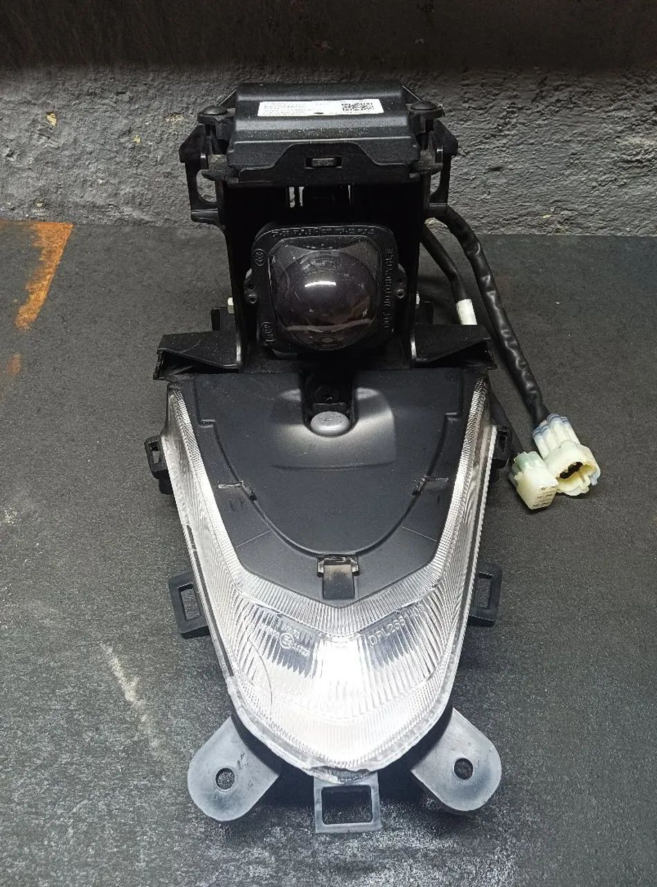 Farol lander 250 2025