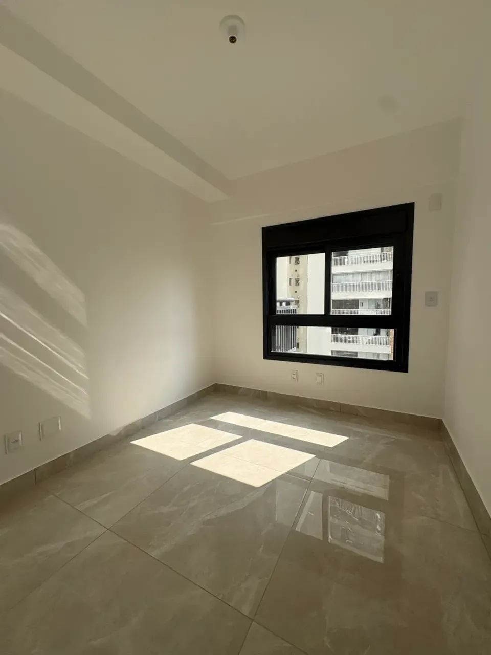 JD. Aquarius- Edificio Quadria