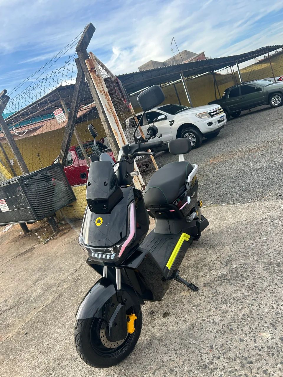 Vendes moto elétrica 
