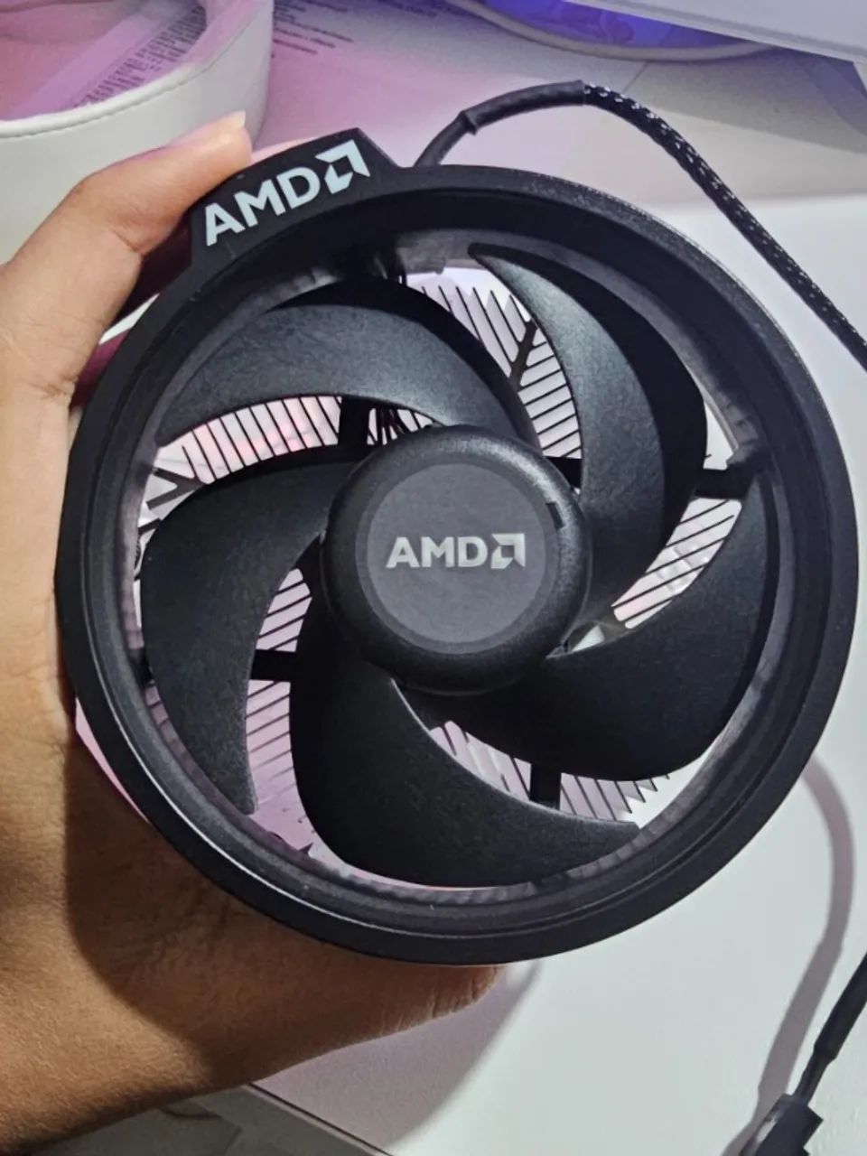 Ryzen 3 3200G + Cooler AMD - Foto 4