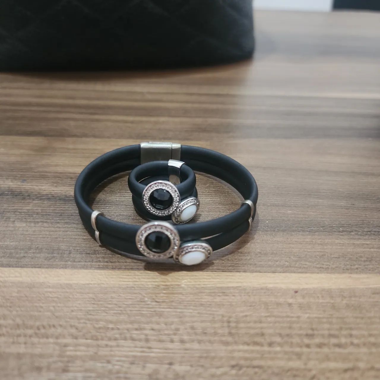 Conjunto prata 925 Rosa Rio | anel + pulseira ônix elegante - Foto 3