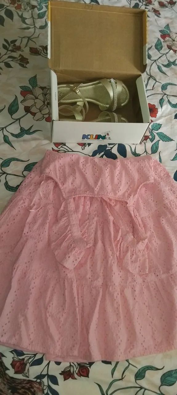 Vendo sandalia e vestido tam 10. R$ 100 - Foto 3