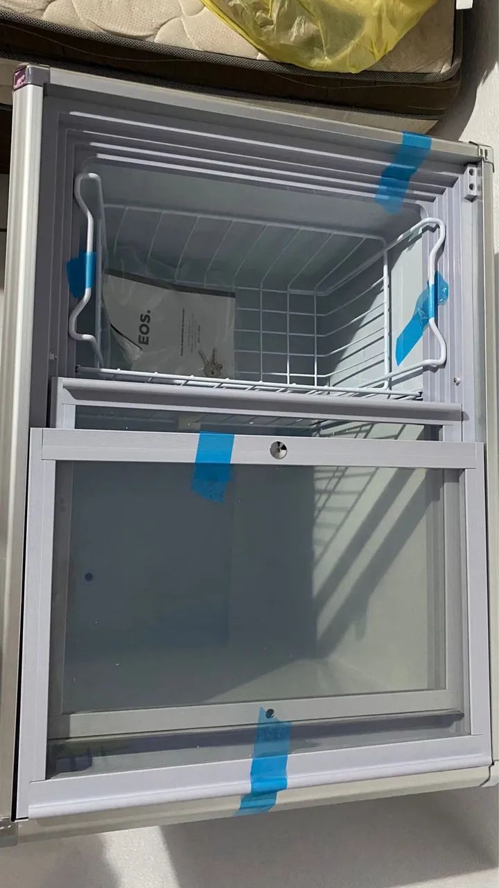 Freezer horizontal de vidro EOS 138L (nova) - Foto 3