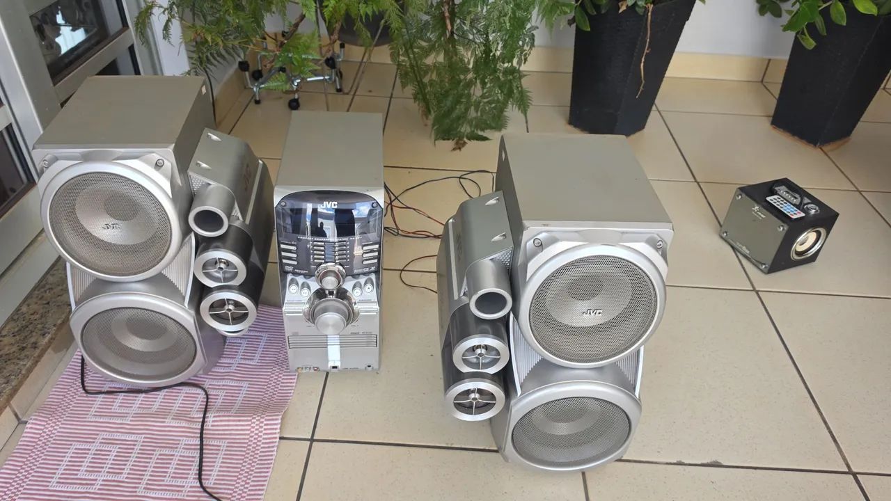 Mini system JVC HX-D77 