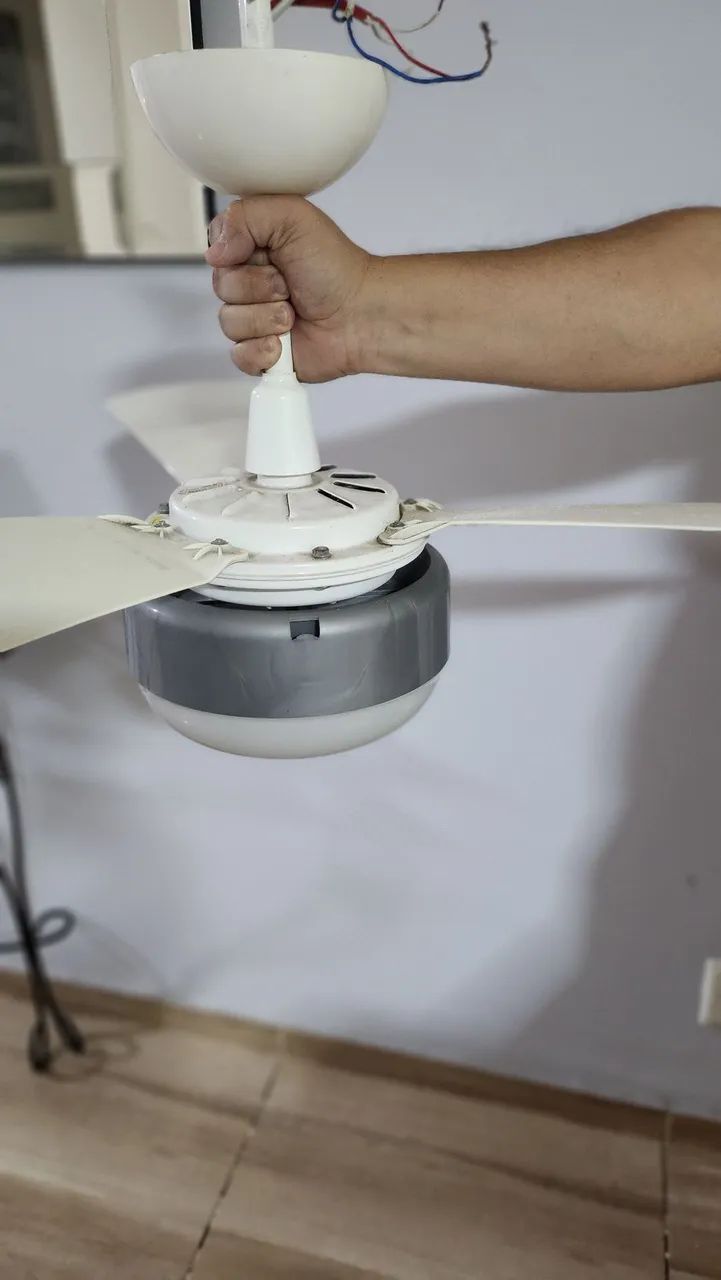 Ventilador de teto - SEM FUNCIONAR - DOAÇÃO  - Foto 2