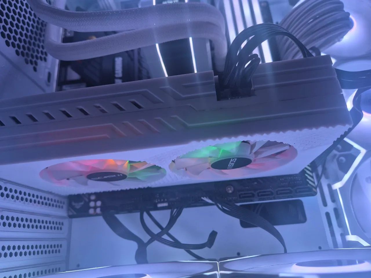 Placa de Video RX 580 branca 