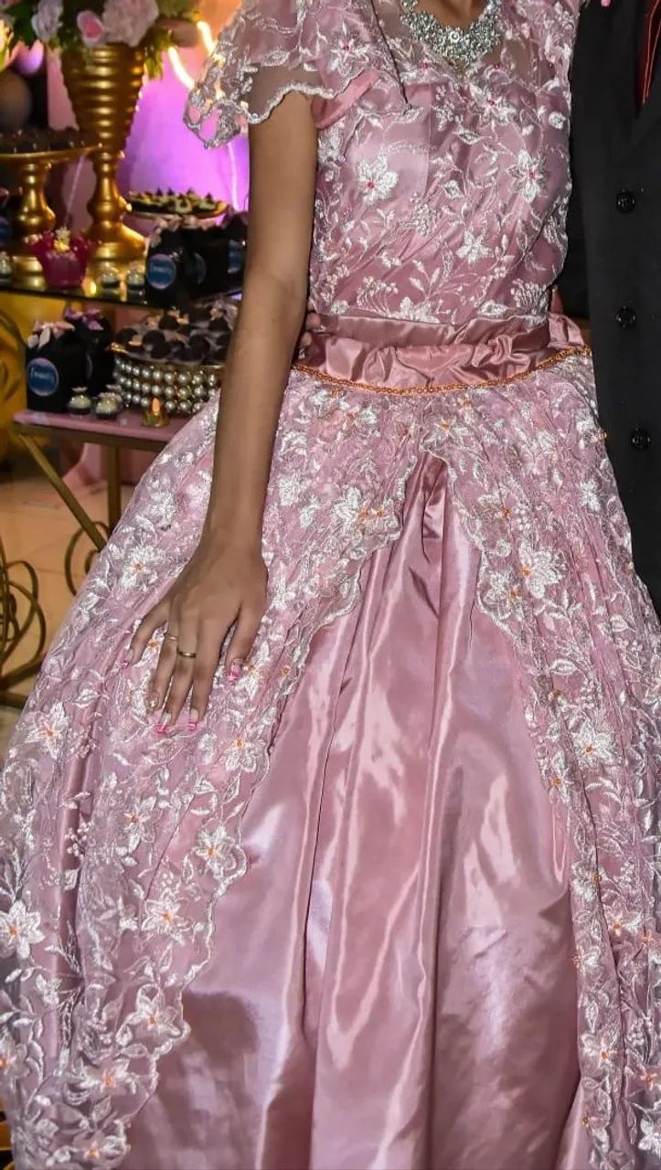 Vestido de 15 anos de princesa  - Foto 3