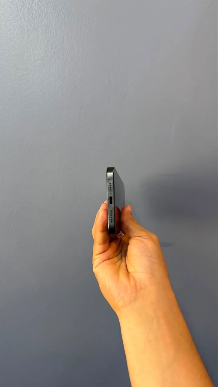 IPHONE 15 PRO MAX 256GB SEMINOVO - Foto 3