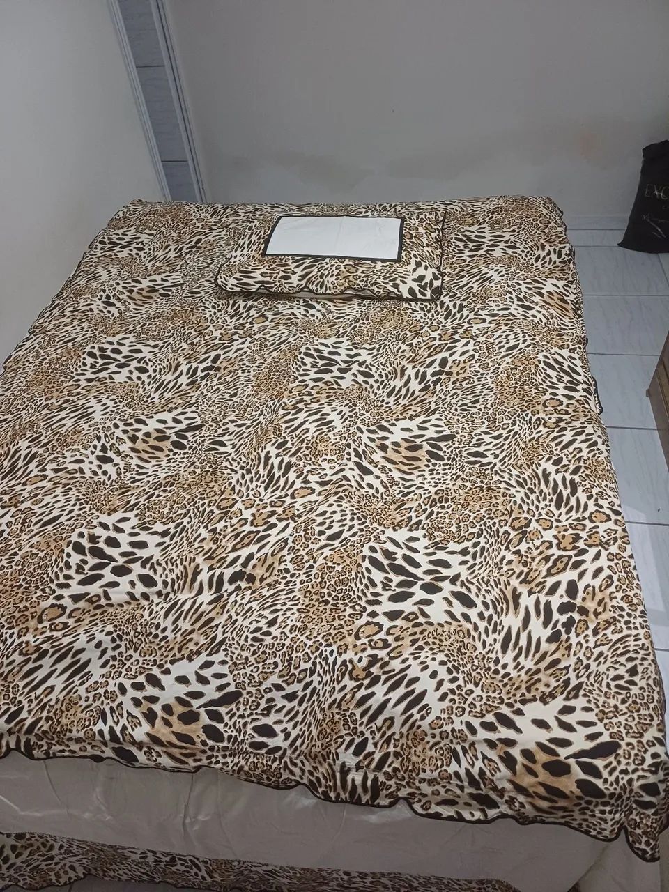 Colcha de cama queen onçinha! - Foto 2