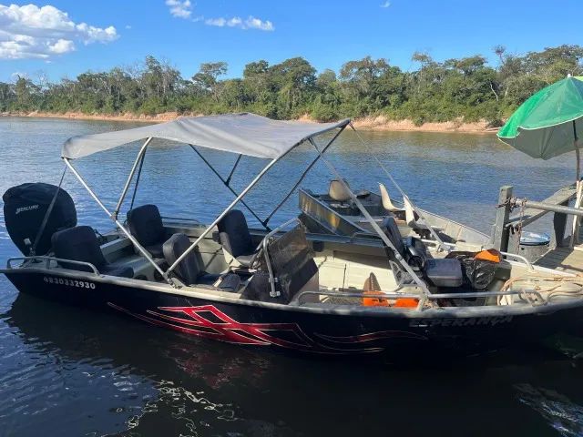BARCO EM EXCELENTE ESTADO COM MOTOR., CARRETA E DOCUMENTOS! - Foto 2