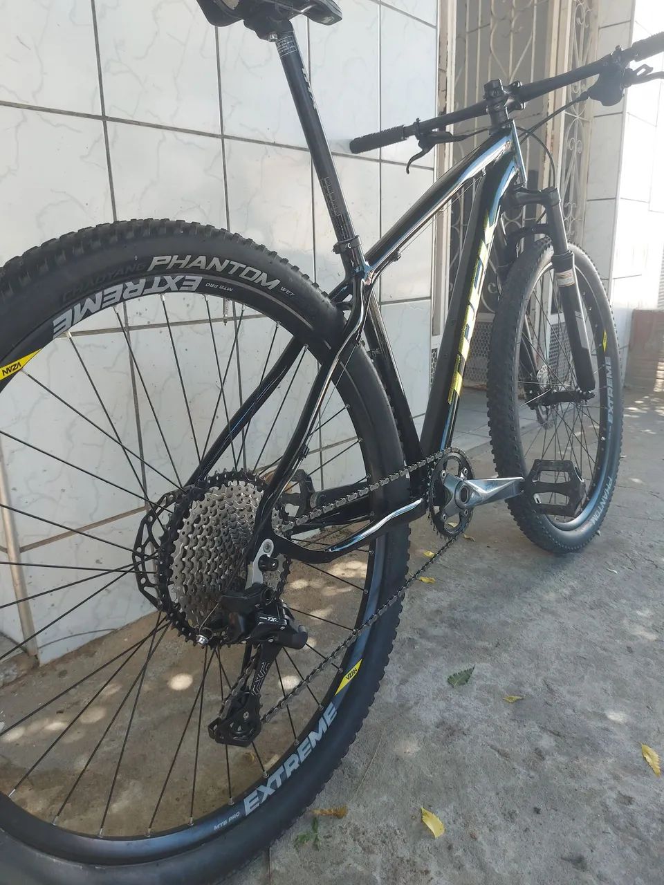 Bicicleta aro 29 - 12v