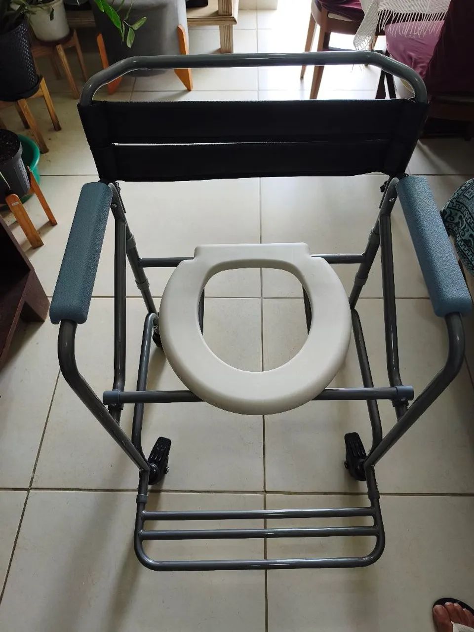Cadeira de banho serviço locação 