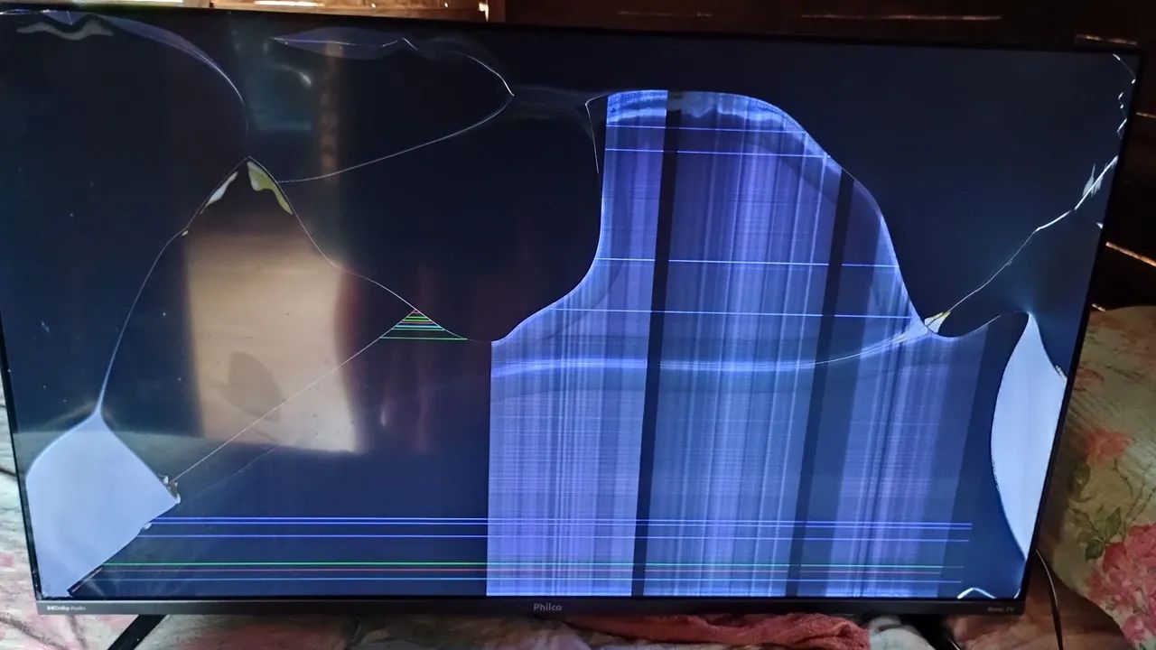 Tv Philco 43 smart ,para retirada de peças 