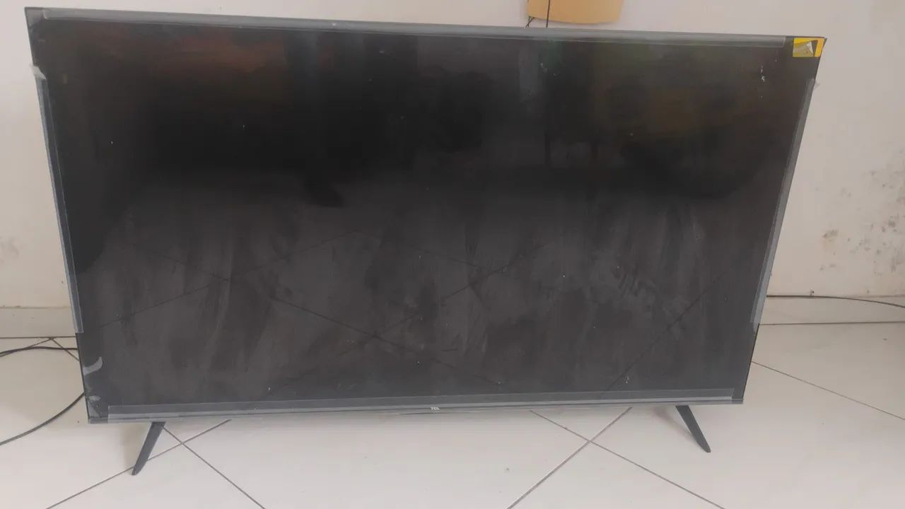 Tv legd TCL 51 polegadas 