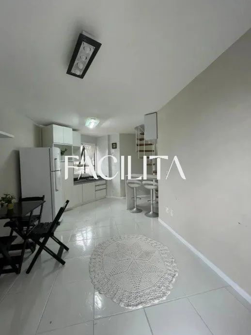 Apartamento duplex mobiliado com 1 quarto no bairro Canasvieiras, Florianópolis. - Foto 3