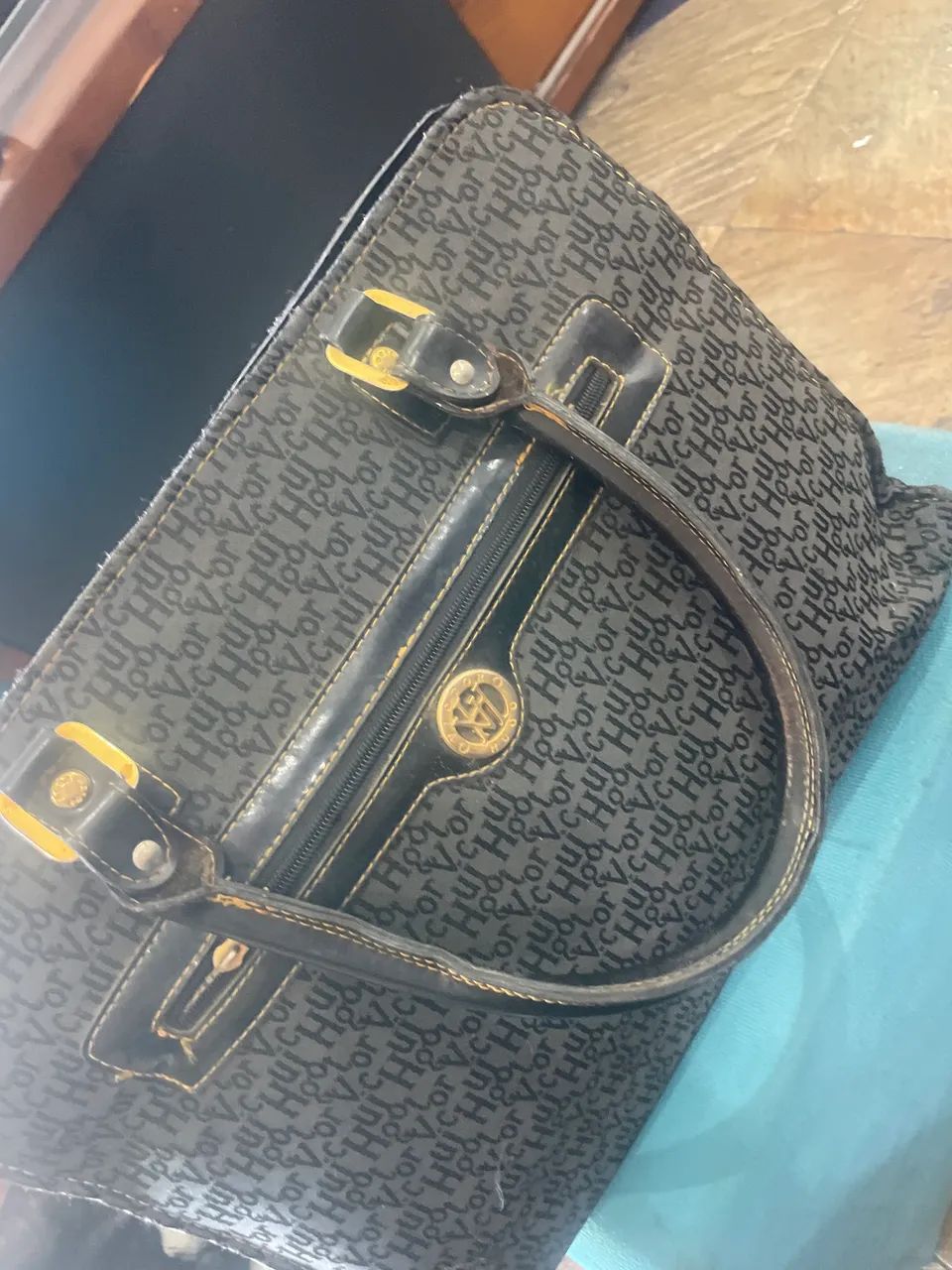 Bolsa maleta Vitor Hugo