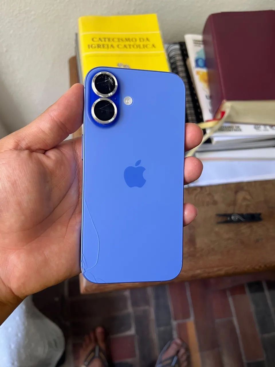 Vende-se IPhone 16 - Foto 2
