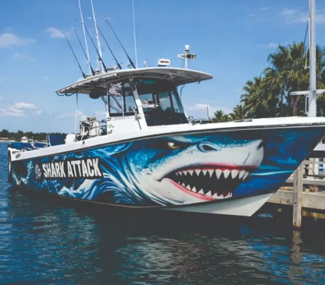 ? PLOTAGEM EM ADESIVO AUTOMOTIVO PARA AERONAVES, LANCHAS E BARCOS - Foto 5