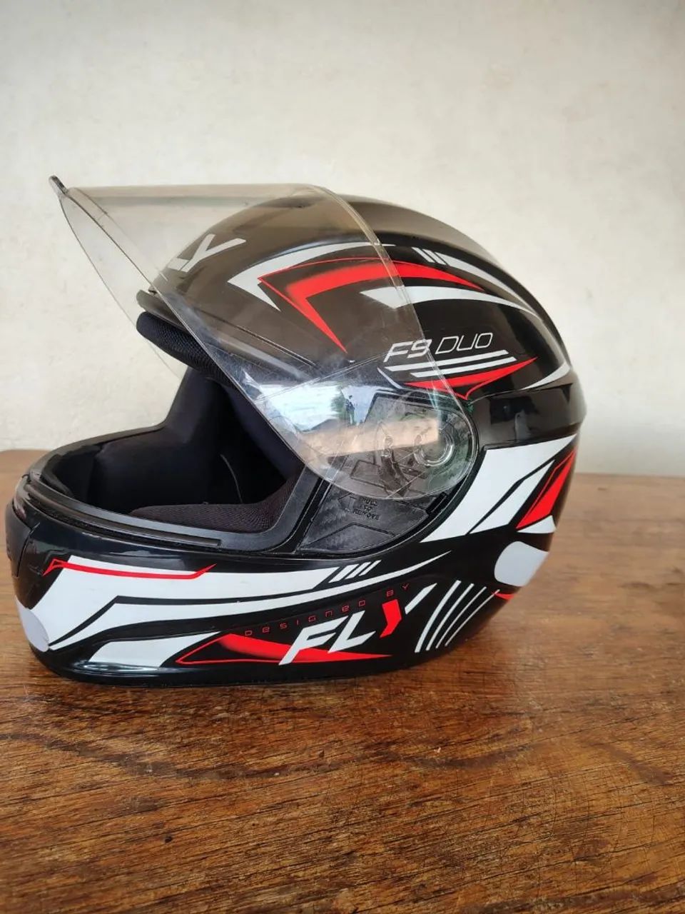 Vendo Capacete FLY Semi novo