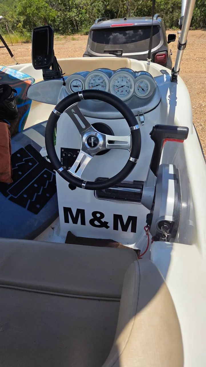 Lancha 16 pes, completa, com motor 60hp4T mercury.  - Foto 9