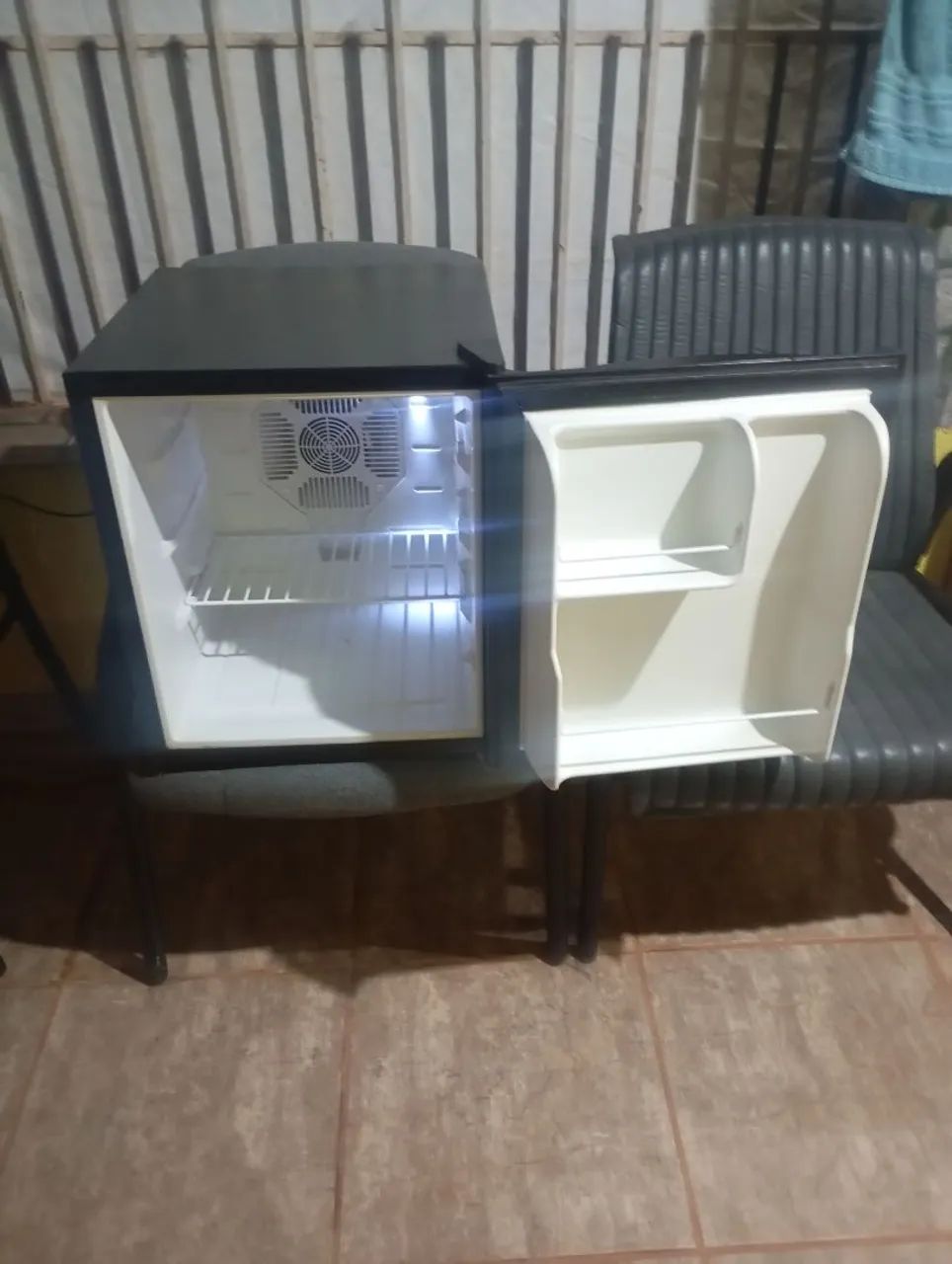 Adega refrigeradora zeex até 20 garrafas  - Foto 4