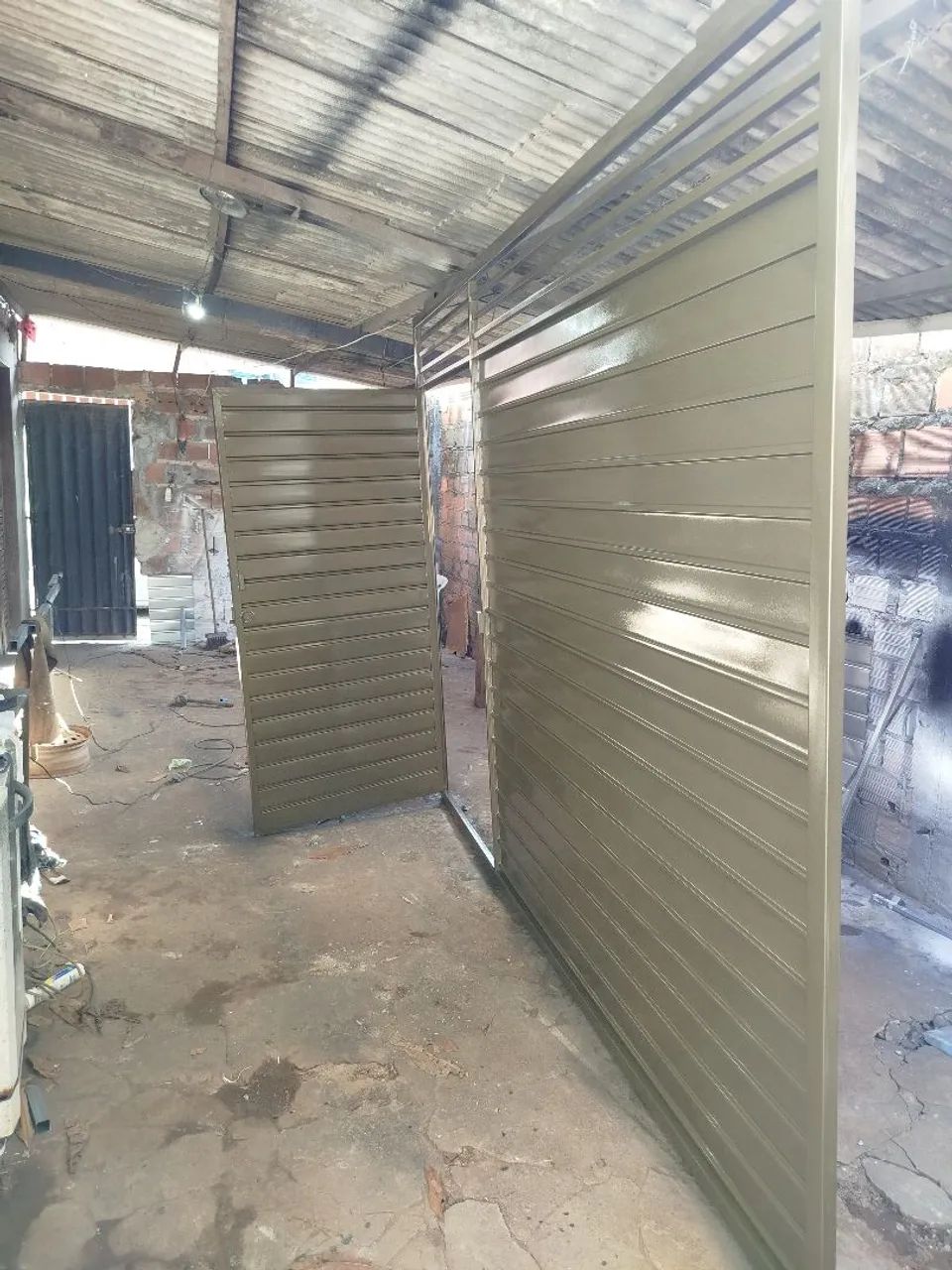 Vende-se um portão novo *87 - Foto 2