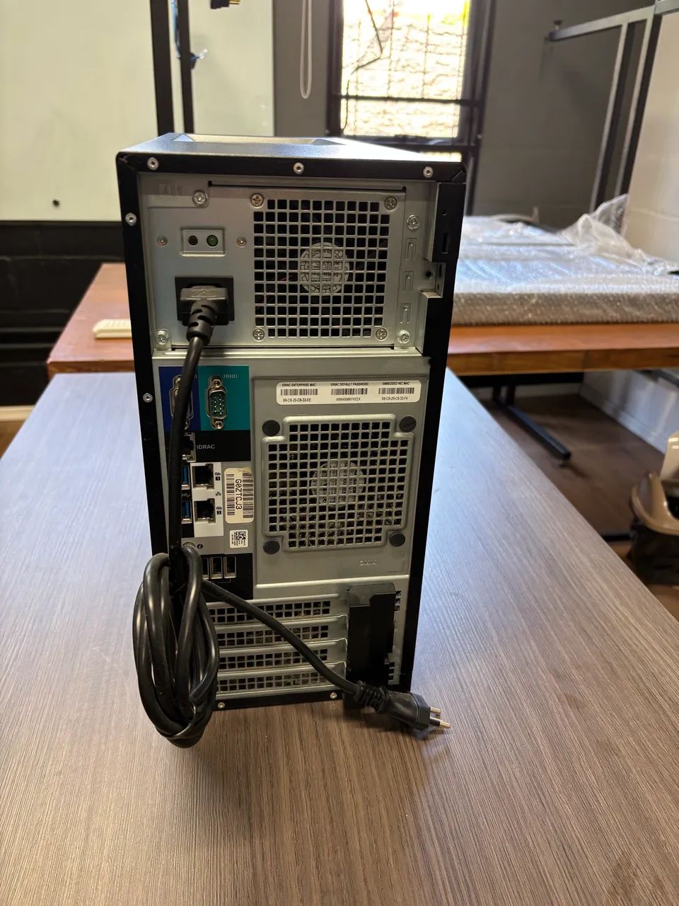 Servidor Dell T140 Xeon E-2224 RAM 8GB HDD 1TB - Foto 4