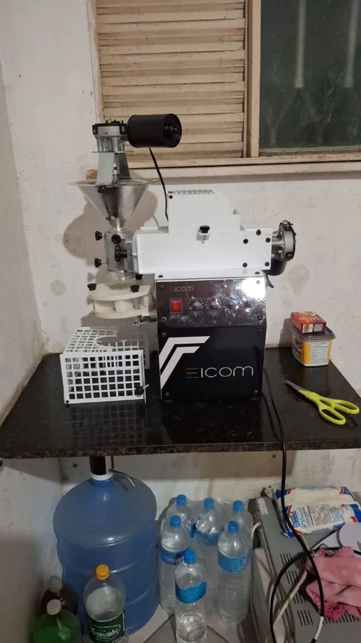 Maquina modeladora de Salgado Eicom - Foto 2