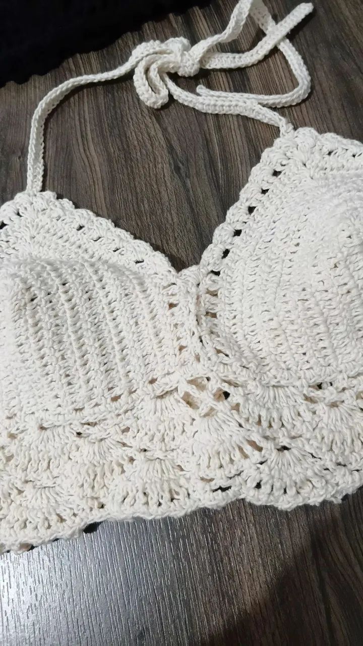 Cropped em crochê 