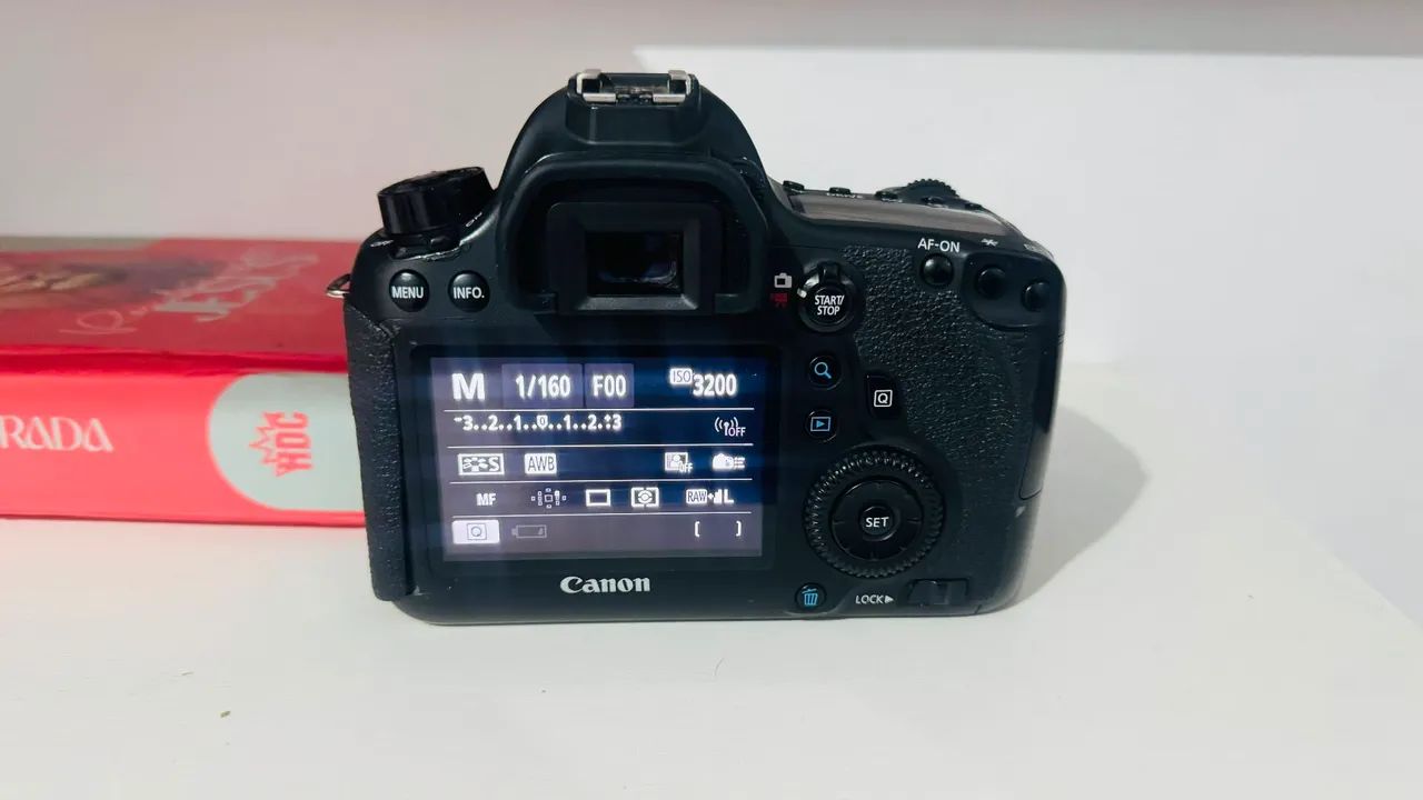vendo Câmera CANON EOS 6D Mark II - Foto 4