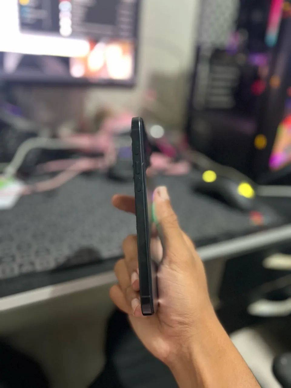 iPhone 16 pro Max 256 - Foto 5