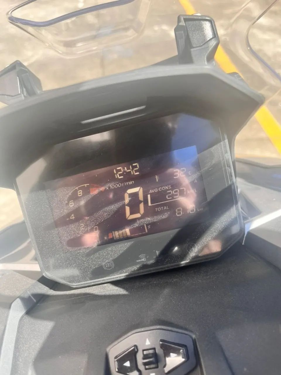 HONDA ADV 160 2025 menos de 1000km  - Foto 4
