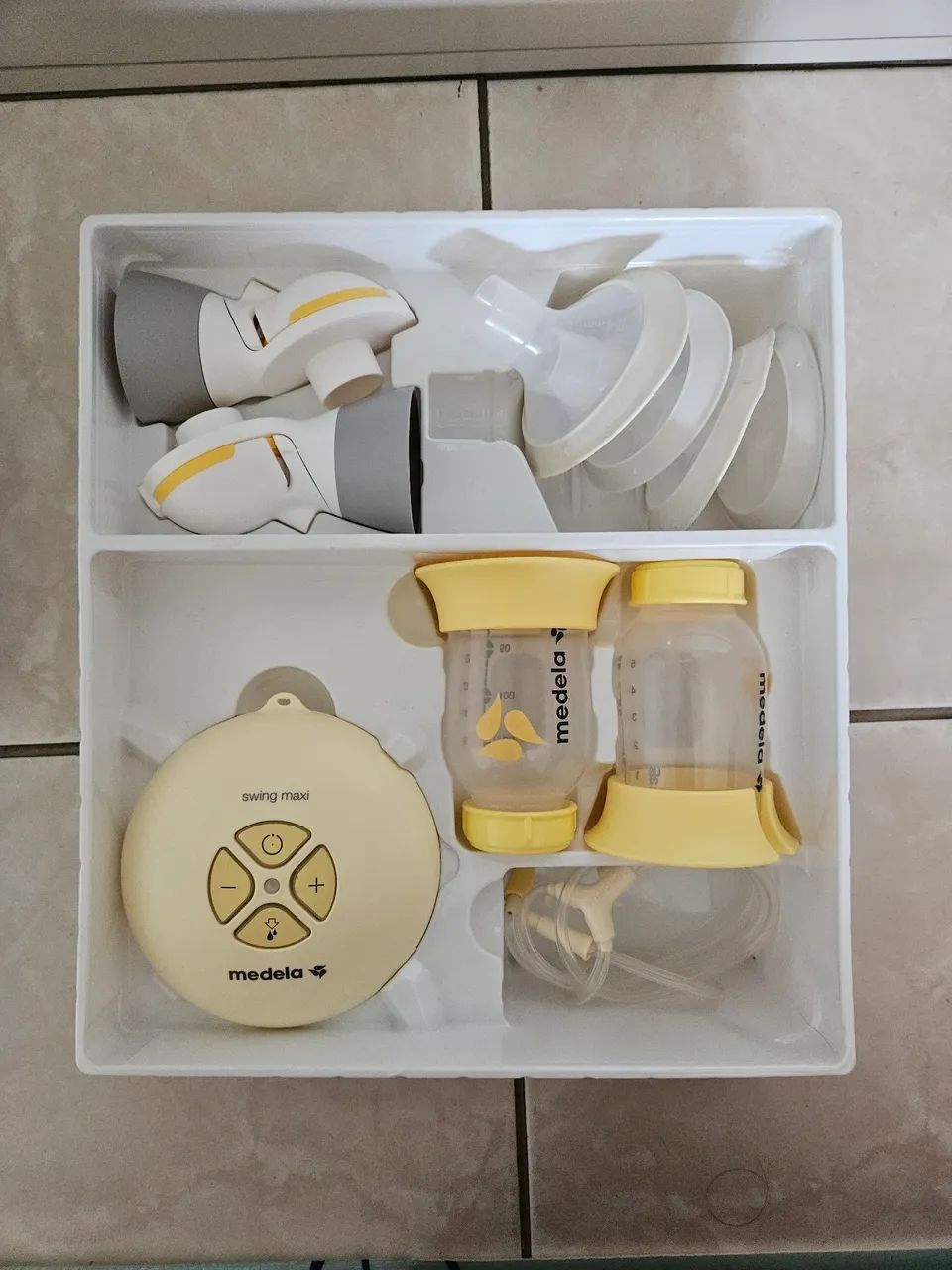 MEDELA Bomba extrator a de leite dupla - Foto 2