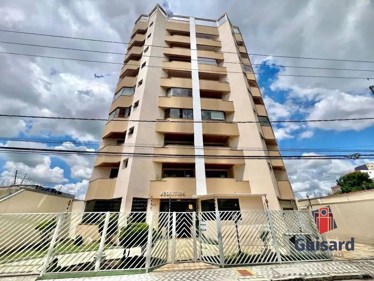 APARTAMENTO AMPLO PARA LOCAÇÃO / CENTRO DE TAUBATÉ/SP - Foto 2