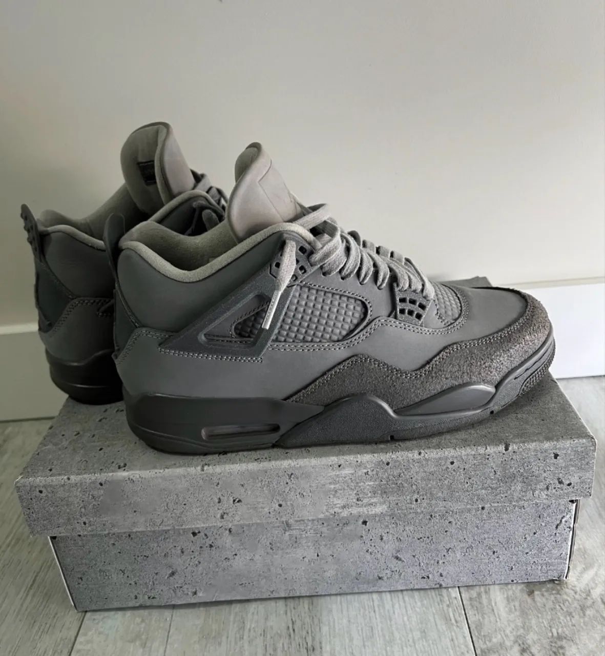Tênis AirJordan 4 Ciment 