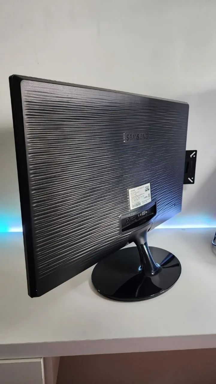Monitor Gamer Samsung LED 24" Full HD, 1ms, HDMI/VGA - Foto 4
