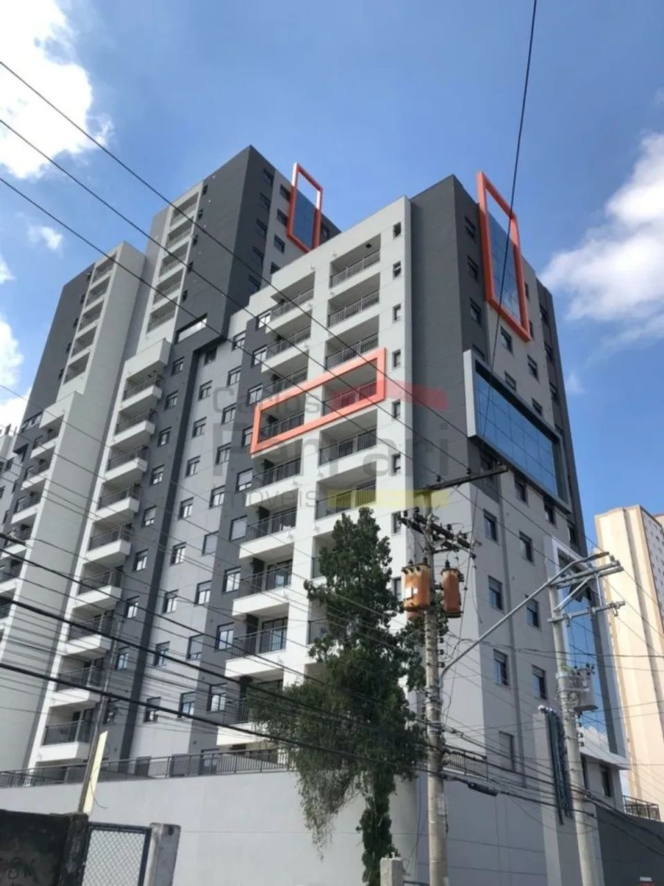 Loja comercial com 370mts e 1 vaga próximo ao metro parada inglesa