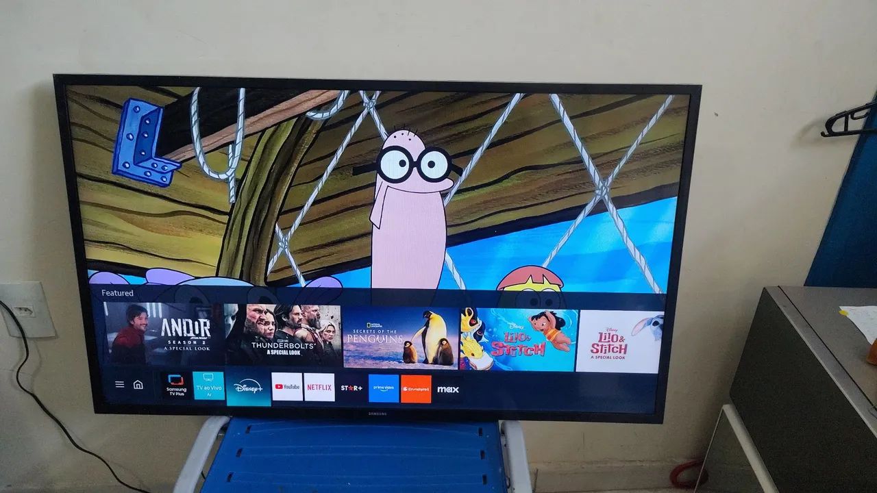 Tv 50 Samsung Smart  tizen ( toda perfeita e conservada )
