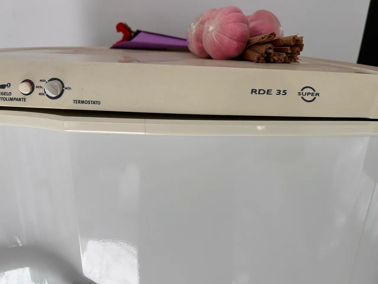 Geladeira Electrolux rde35
