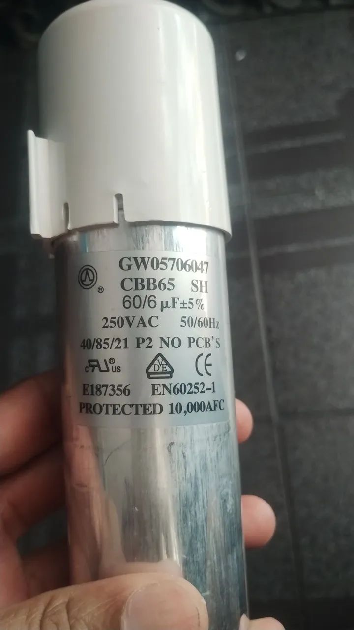 Capacitor 
