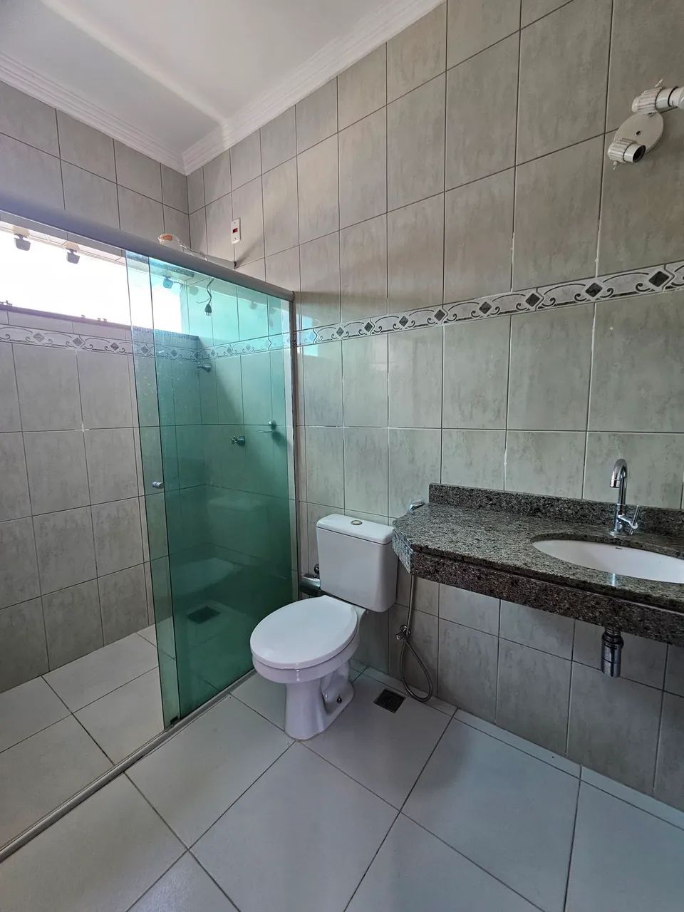 Bacelar Imóveis aluga excelente casa no Condomínio Cidade Jardim I, Parque Verde  - Foto 11