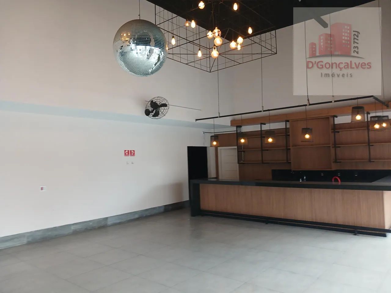 Salão para Locação em Serraria, Diadema | 230m²