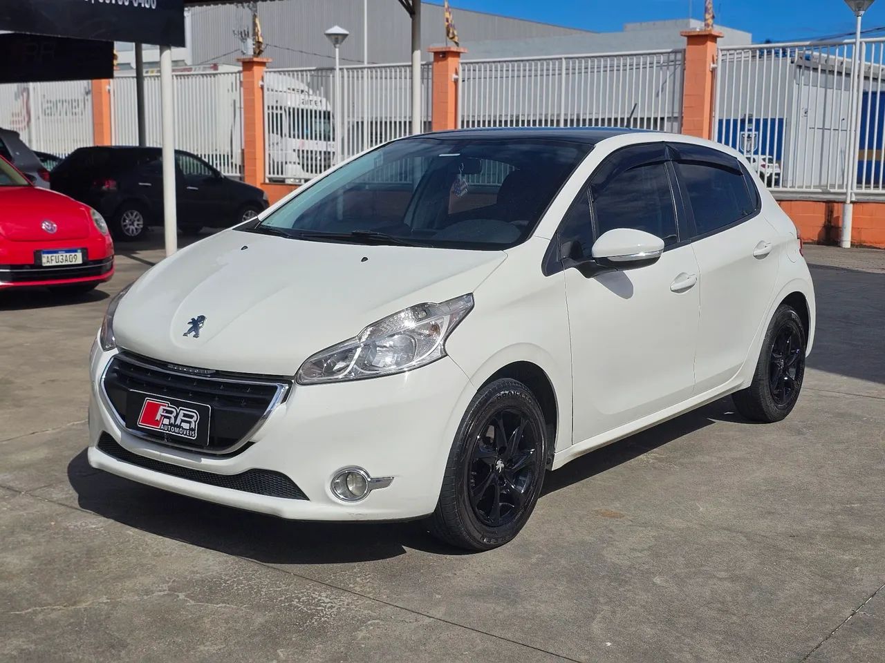 Peugeot 208 2015