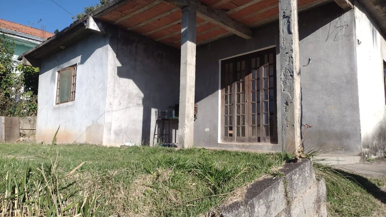 Chácara com casa grande 
