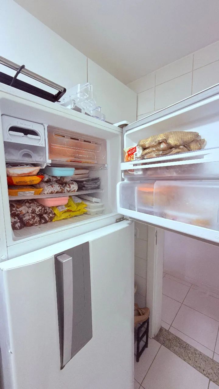 Geladeira Eletrolux - GELANDO!!!  - Foto 3
