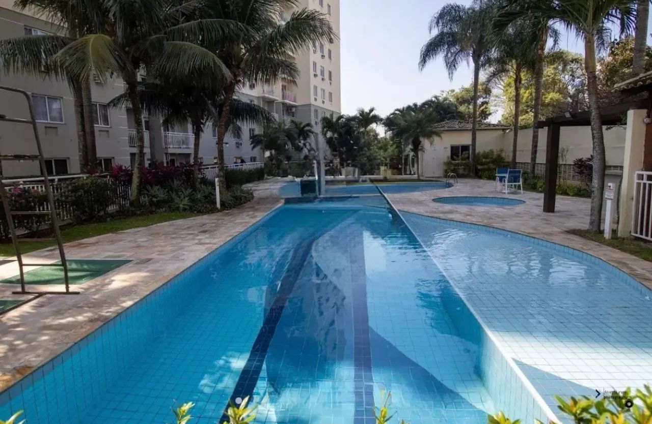 Apartamento com 2 quartos para locação na Estrada dos Bandeirantes