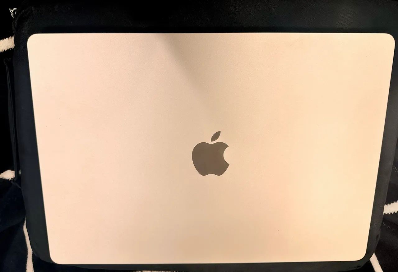 MacBook Air 15, M2 - Foto 2
